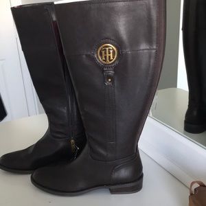 Brown tommy hilfigler boots. Wide calf. Never worn